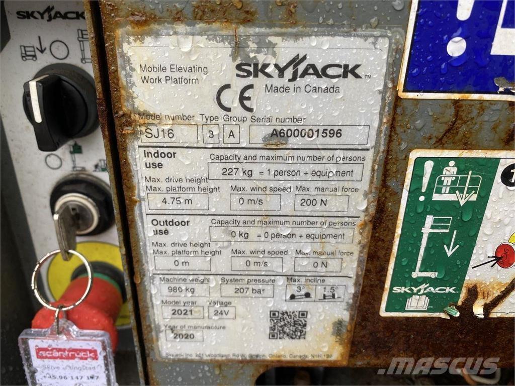 SkyJack SJ16 Vertikālie pacēlāji
