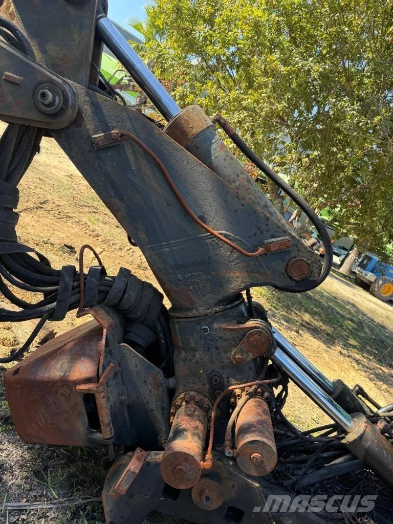 Timberjack 1270 Strēles un kausi