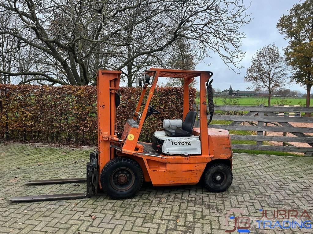 Toyota 02-4FD25 Tehnika ar dīzeļa dzinēju