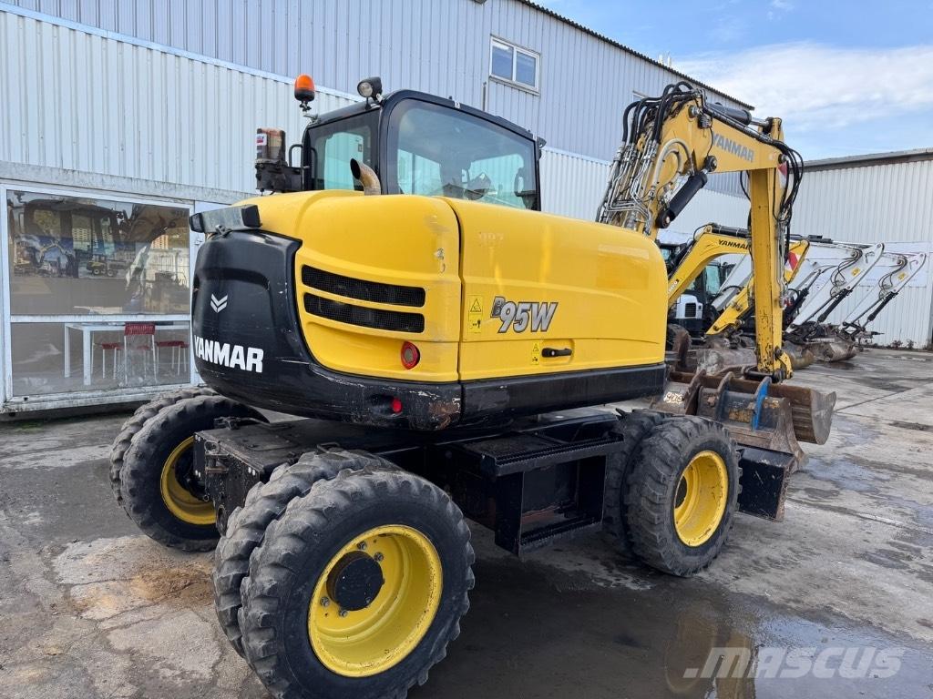 Yanmar B95W (40576) Ekskavatori uz riteņiem