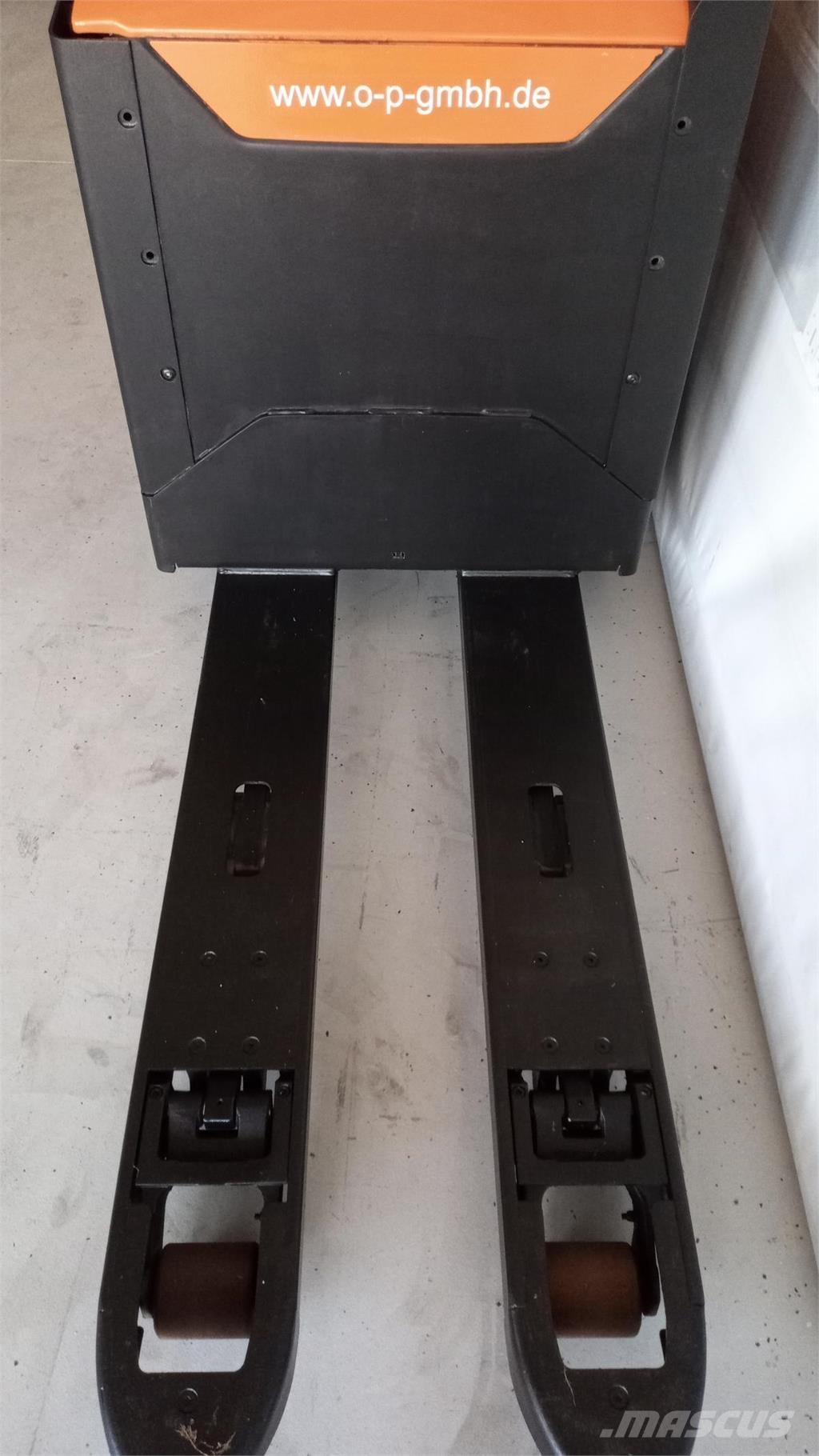 Toyota LPE 200 Krautnētāji