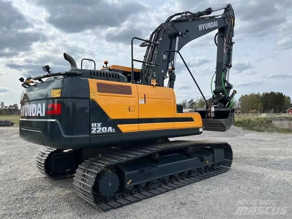 Hyundai HX 220 Kāpurķēžu ekskavatori