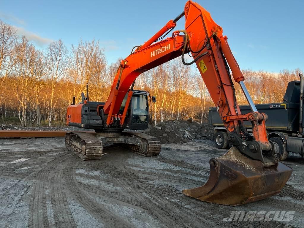 Hitachi ZX 250 LC-5B Kāpurķēžu ekskavatori