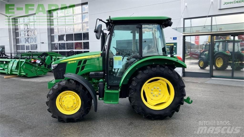 John Deere 5058E Traktori