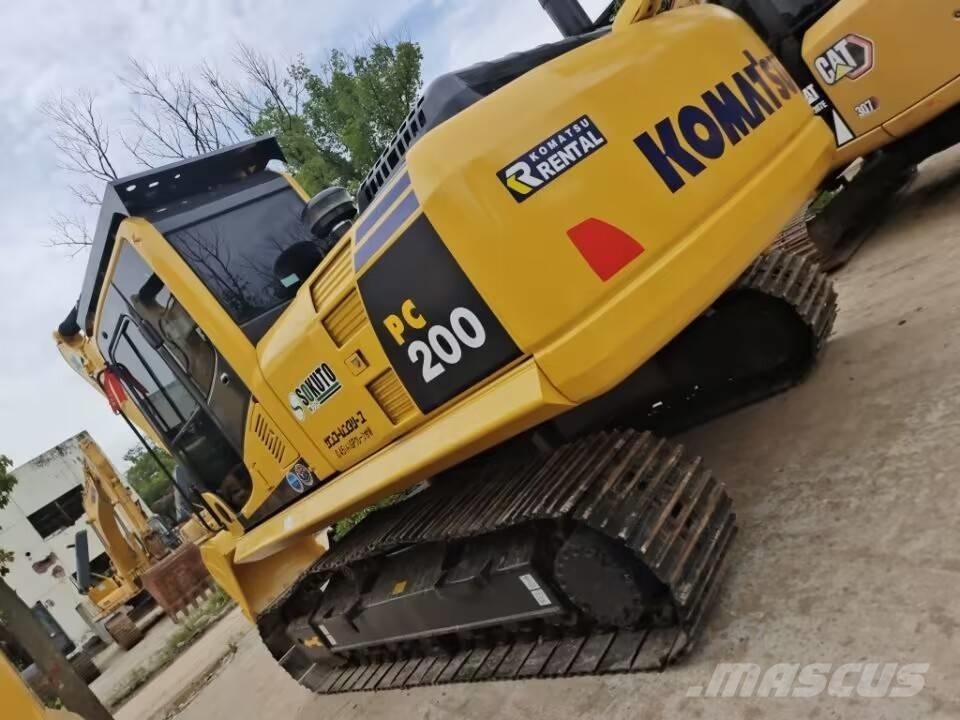 Komatsu PC 200-7 Kāpurķēžu ekskavatori