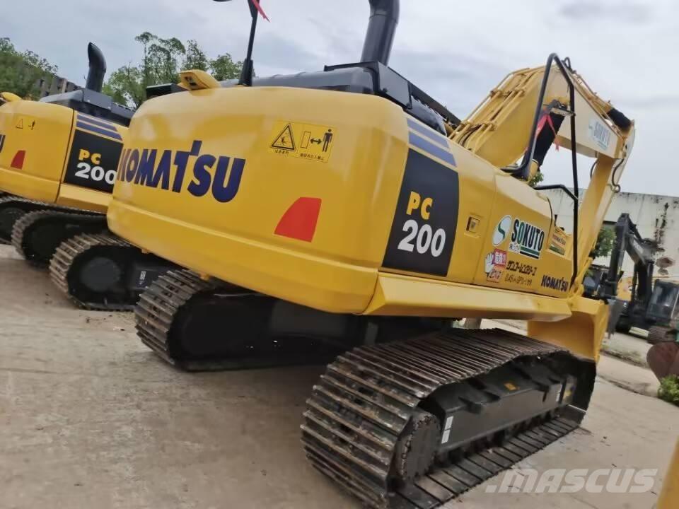 Komatsu PC 200-7 Kāpurķēžu ekskavatori