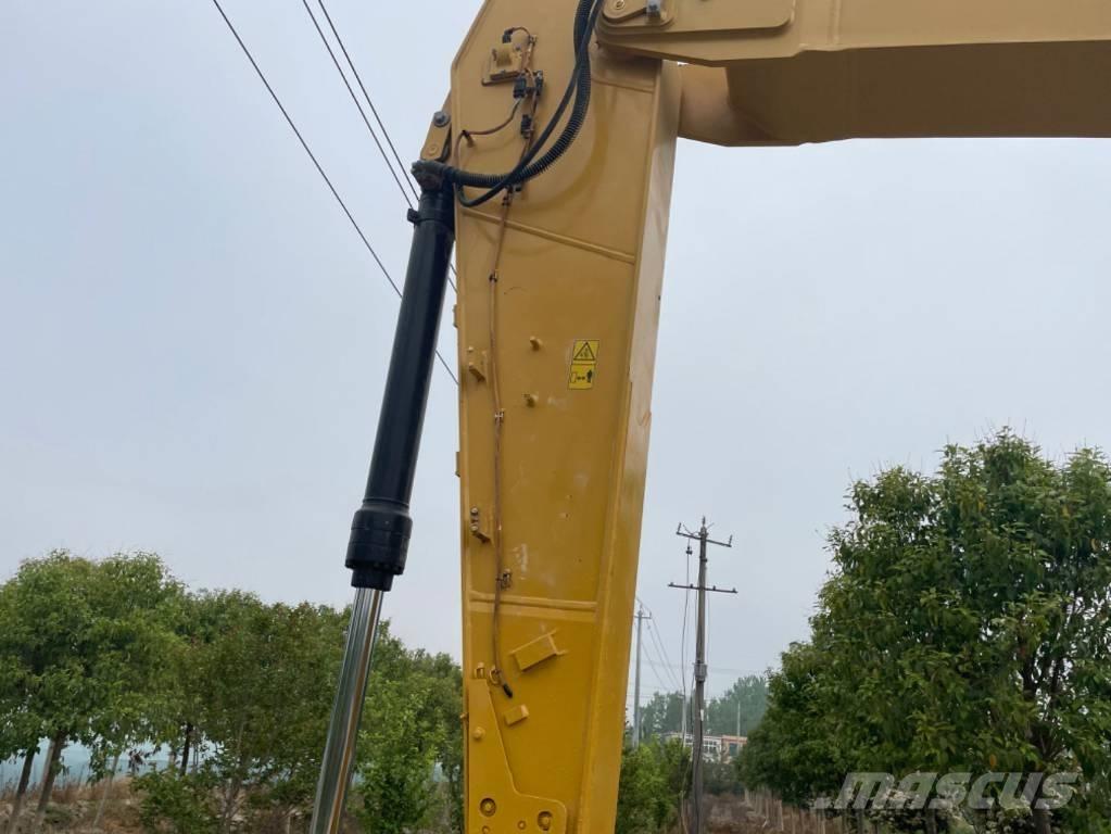 CAT 320 Kāpurķēžu ekskavatori