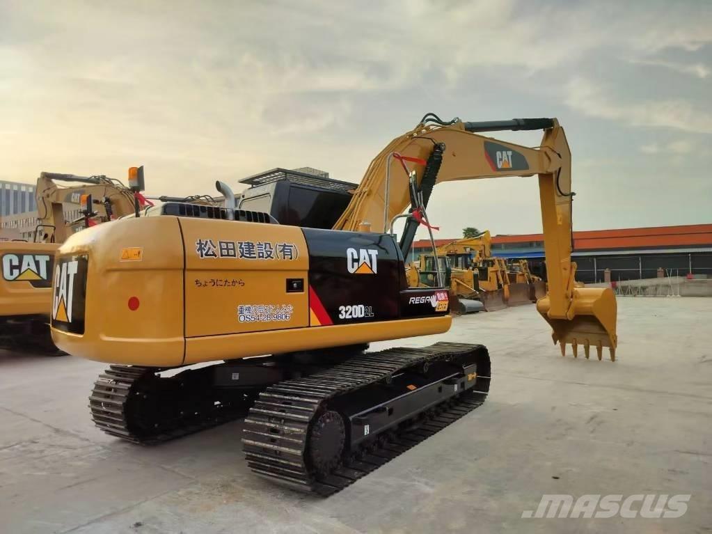 CAT 320 D2 Kāpurķēžu ekskavatori