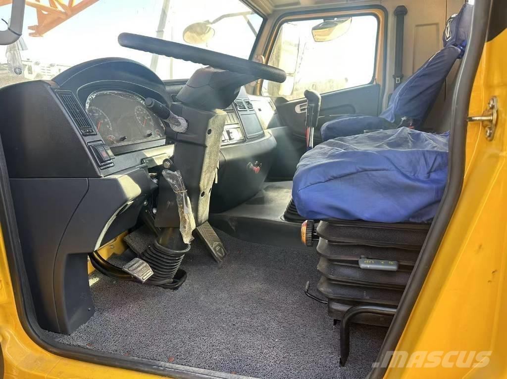 XCMG QY70KC Visurgājēji celtņi
