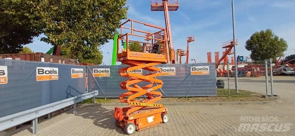 SkyJack SJIII 3219 Šķerveida pacēlāji