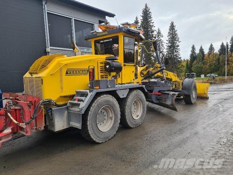 Veekmas FG 244 Greideri