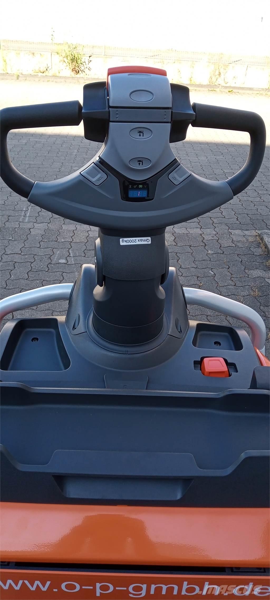 Toyota LPE200 Zemie palešu pacēlāji
