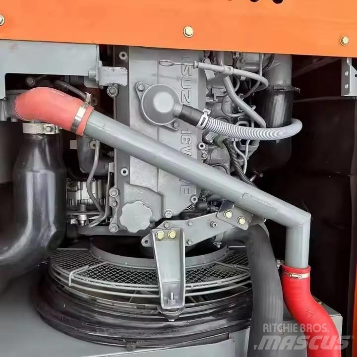 Hitachi ZX210 Kāpurķēžu ekskavatori
