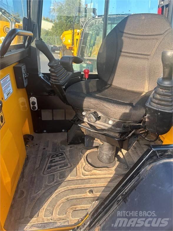 JCB 1CXT Ekskavatori-iekrāvēji