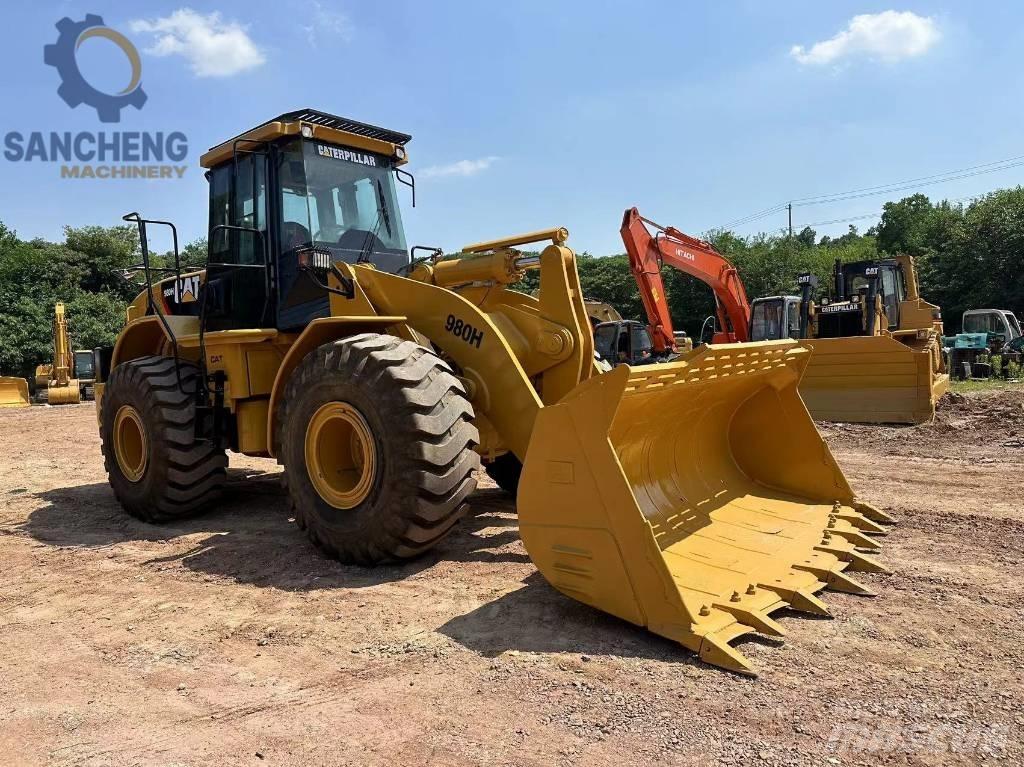 CAT 980H Iekrāvēji uz riteņiem