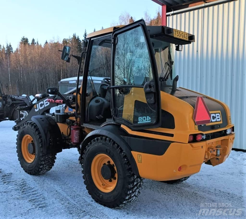 JCB 409 Iekrāvēji uz riteņiem