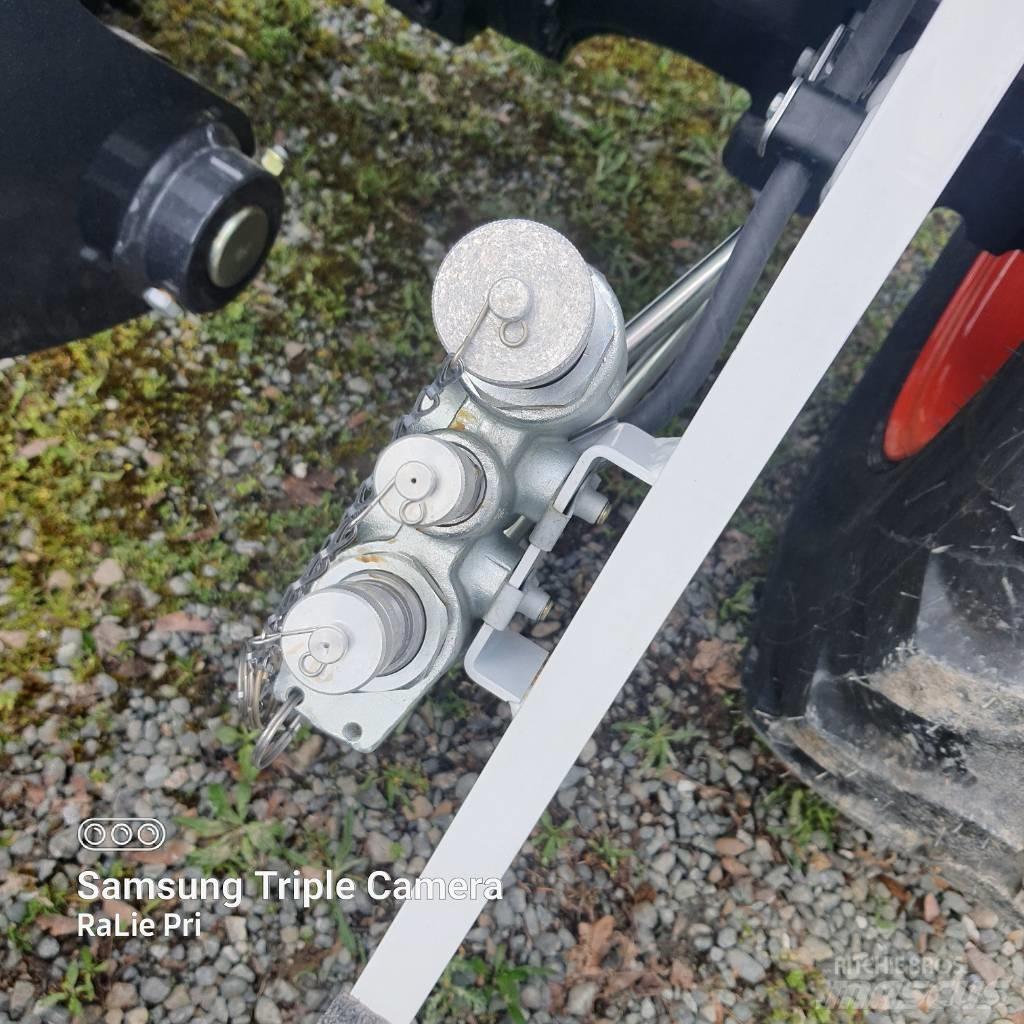 Bobcat Radlader Iekrāvēji uz riteņiem