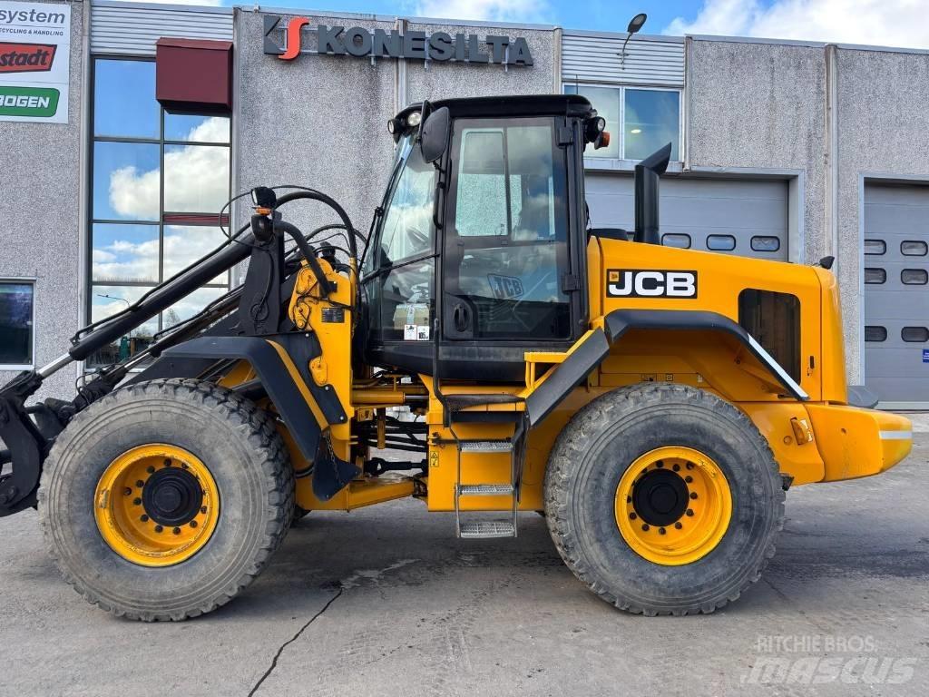 JCB 437 HT Iekrāvēji uz riteņiem