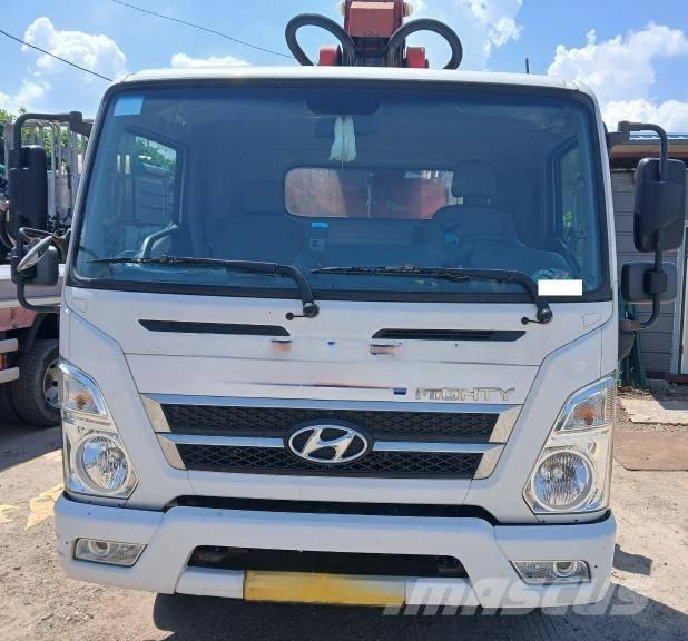 Hansin HS2750 Pacēlāji uz automašīnas bāzes