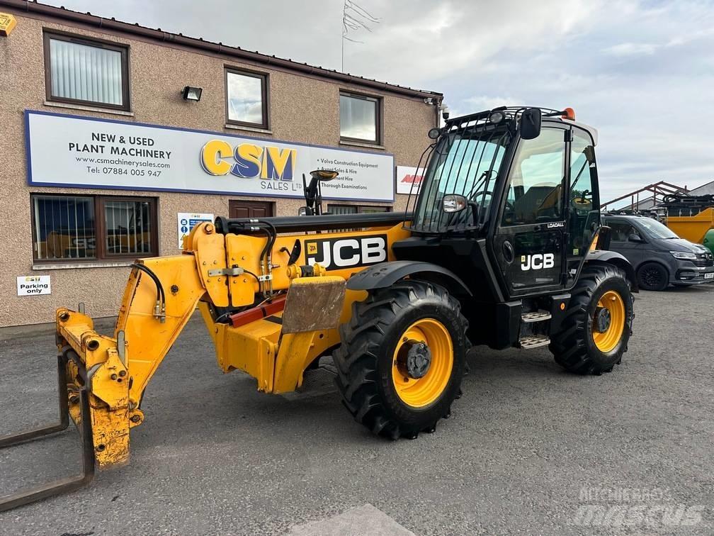 JCB 535-140 Hiviz Teleskopiskie manipulatori
