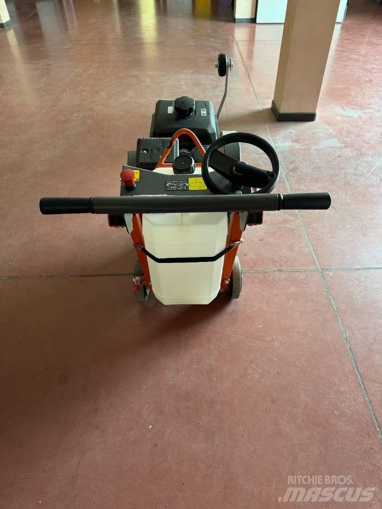 Husqvarna FS 400 Asfalta frēzes