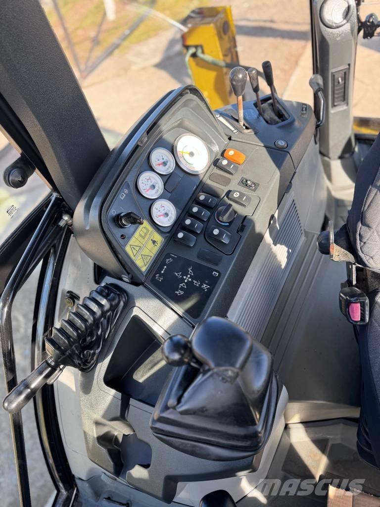 CAT 428E Ekskavatori-iekrāvēji