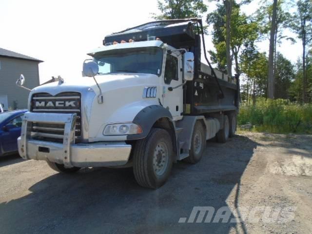 Mack GRANITE GR64B Pašizgāzējs