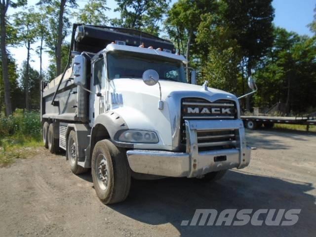 Mack GRANITE GR64B Pašizgāzējs