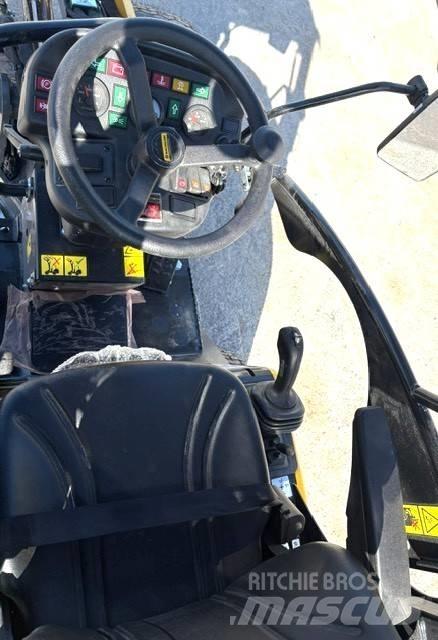 New Holland ML15 Lietoti riteņu kompaktiekrāvēji