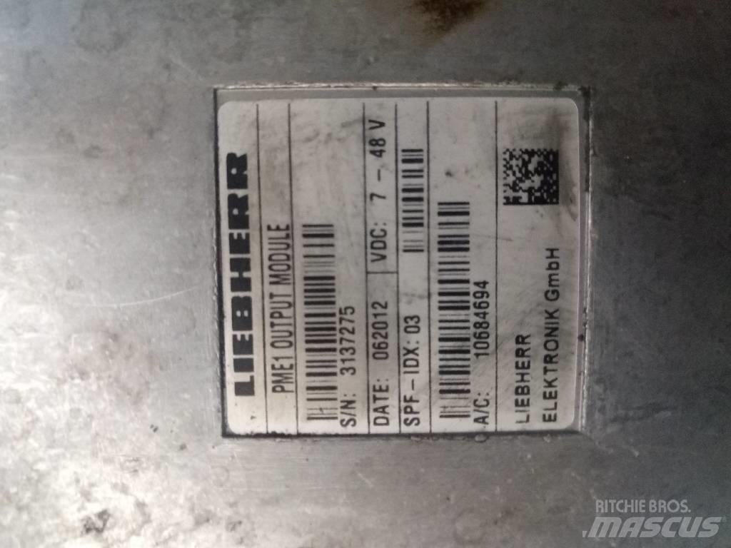 Liebherr R 916 LC Elektronika