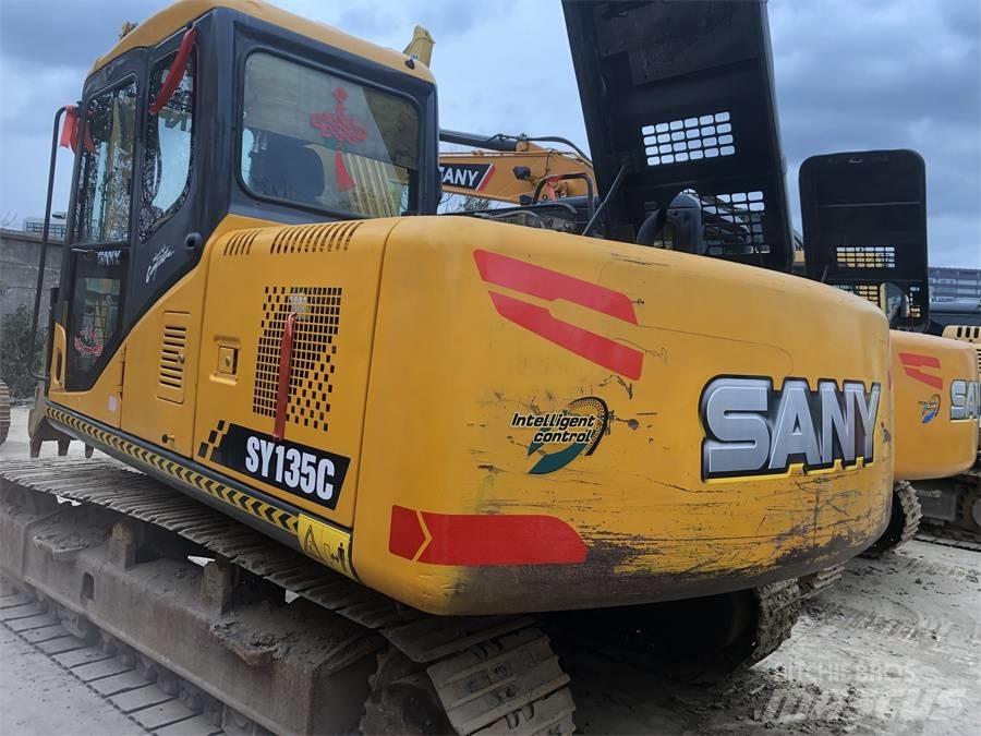 Sany SY135 Kāpurķēžu ekskavatori