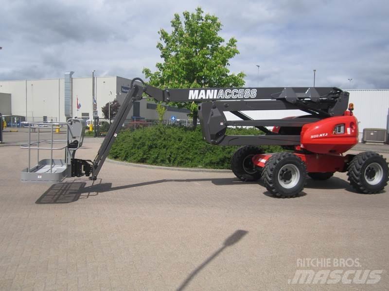 Manitou 200 ATJ Strēles pacēlāji