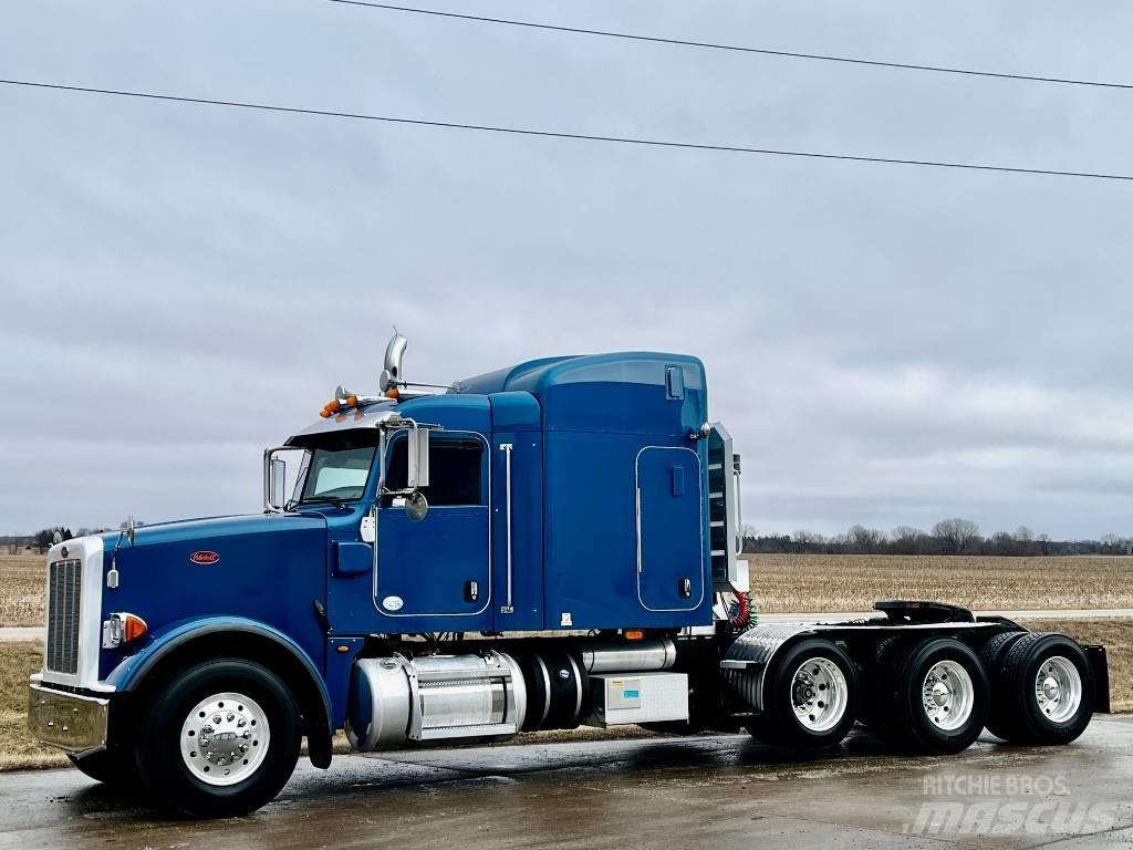 Peterbilt 367 Vilcēji