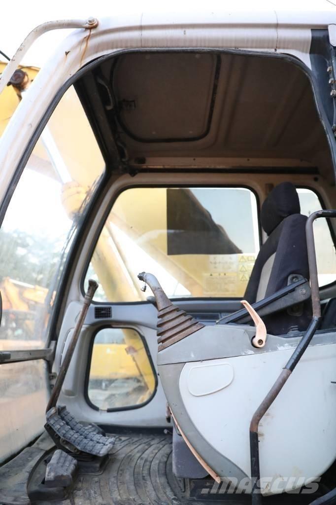 Sumitomo SH200-3 Kāpurķēžu ekskavatori