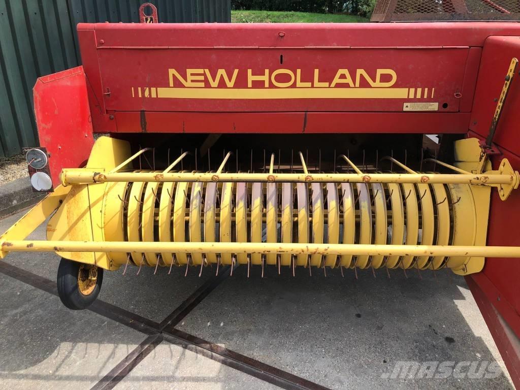 New Holland 570 Ķīpu preses