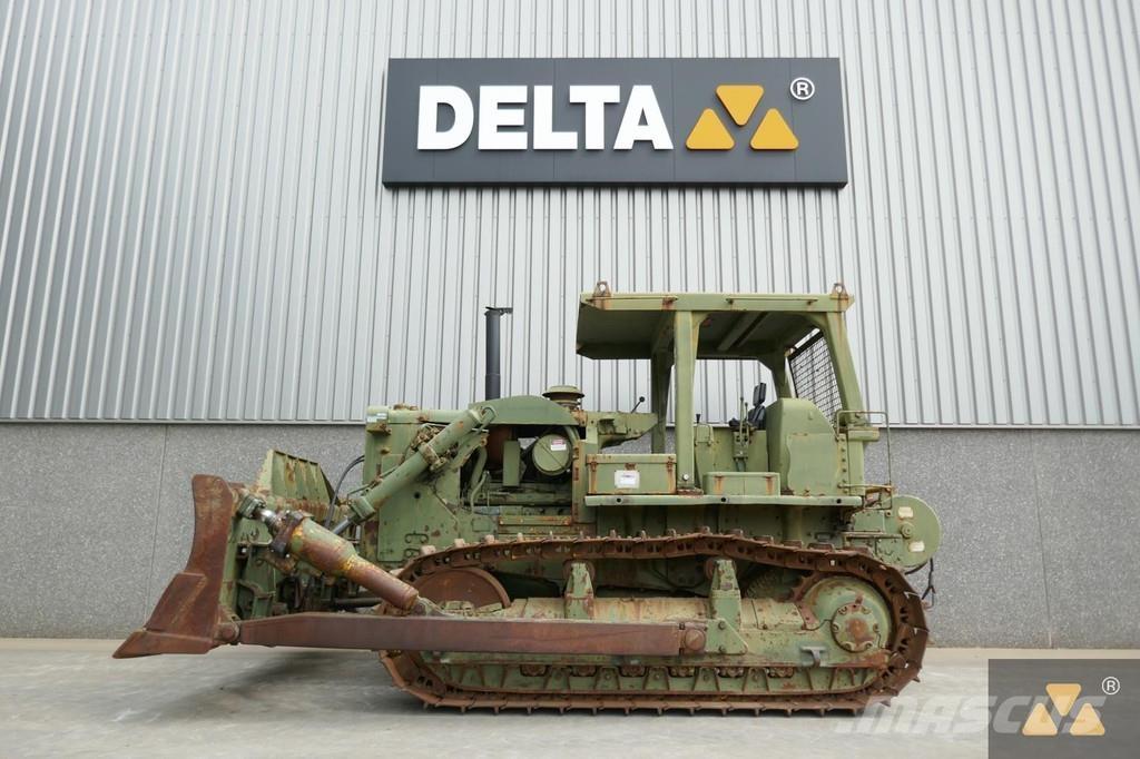 CAT D7F Ex-army Kāpurķēžu buldozeri