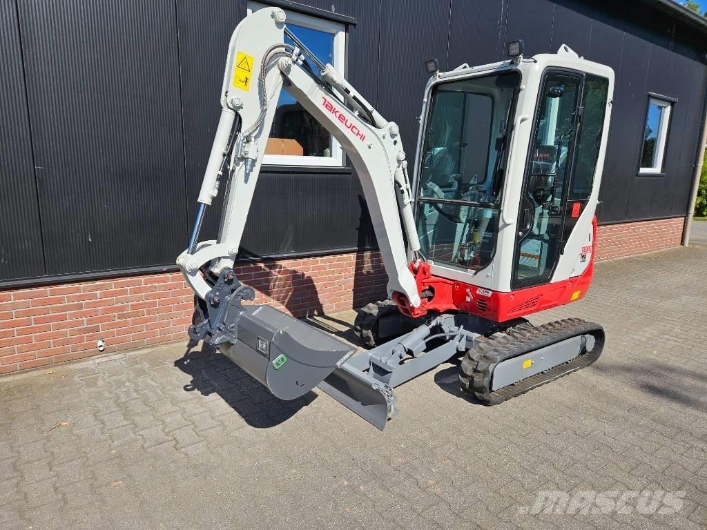 Takeuchi TB320 Demo Mini ekskavatori < 7 t