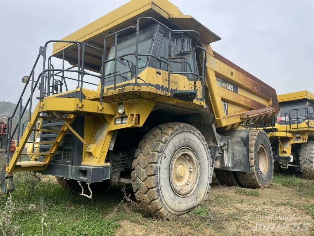 Komatsu HD 605-7 Karjeras kravas automašīnas