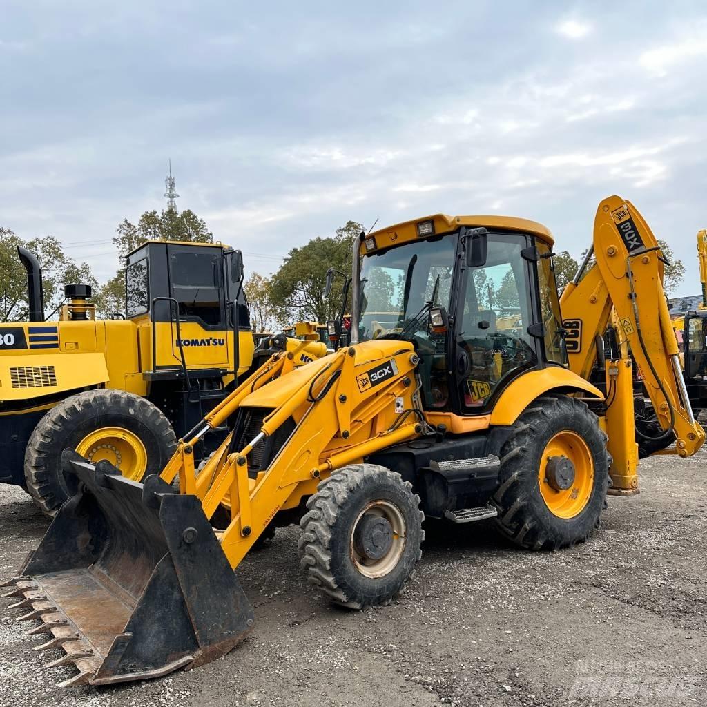 JCB 3 CX Ekskavatori-iekrāvēji