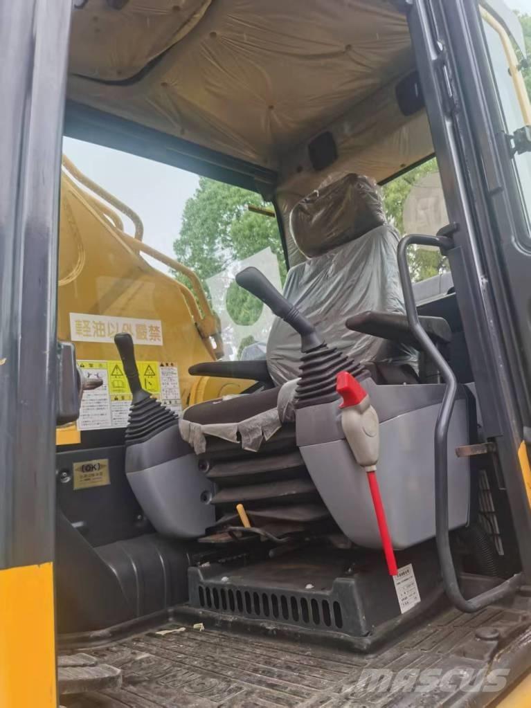 Komatsu PC 450-8 Kāpurķēžu ekskavatori