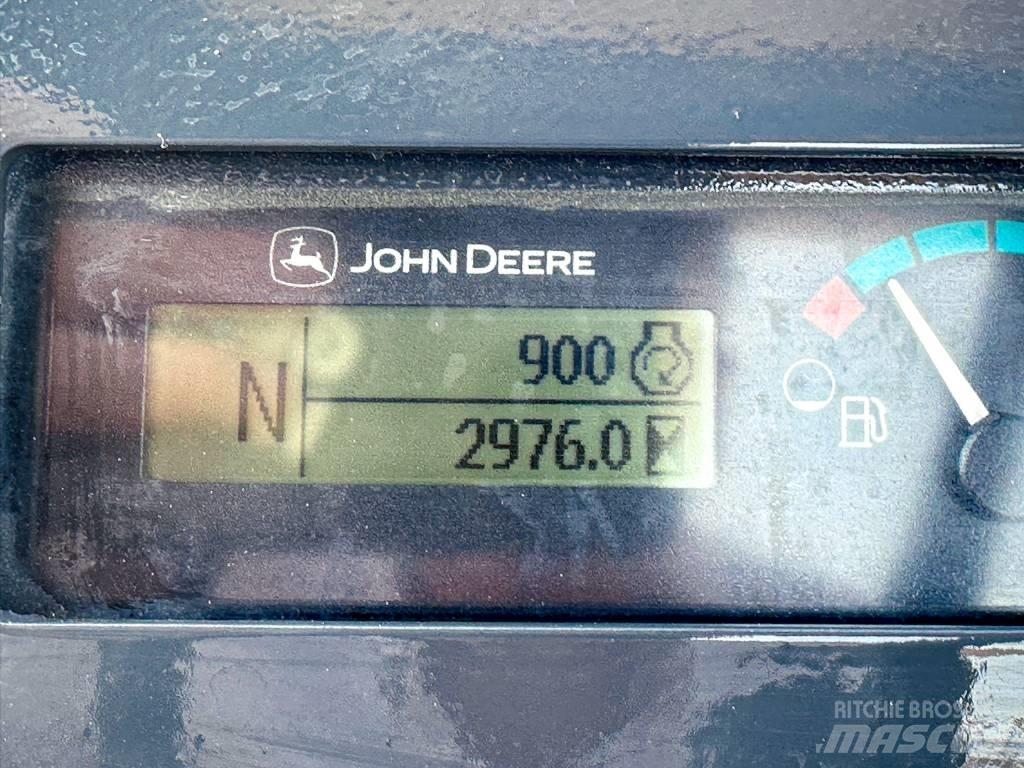 John Deere 210 LE EP Frontālie iekrāvēji un ekskavatori