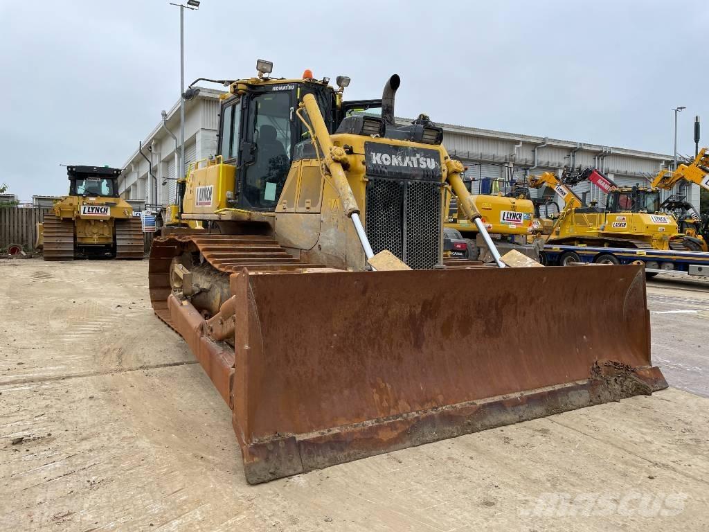 Komatsu D 65 PX-18E0 Kāpurķēžu buldozeri
