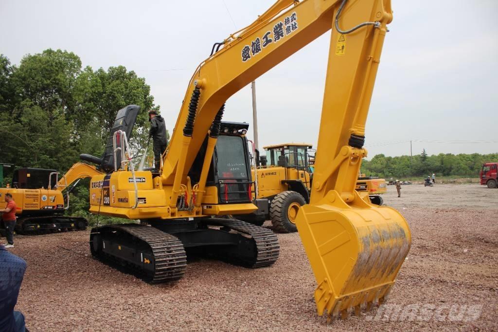 Komatsu PC 200-8 Kāpurķēžu ekskavatori