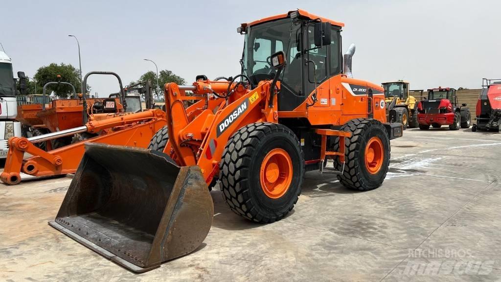 Doosan DL 200-5 Mini iekrāvēji