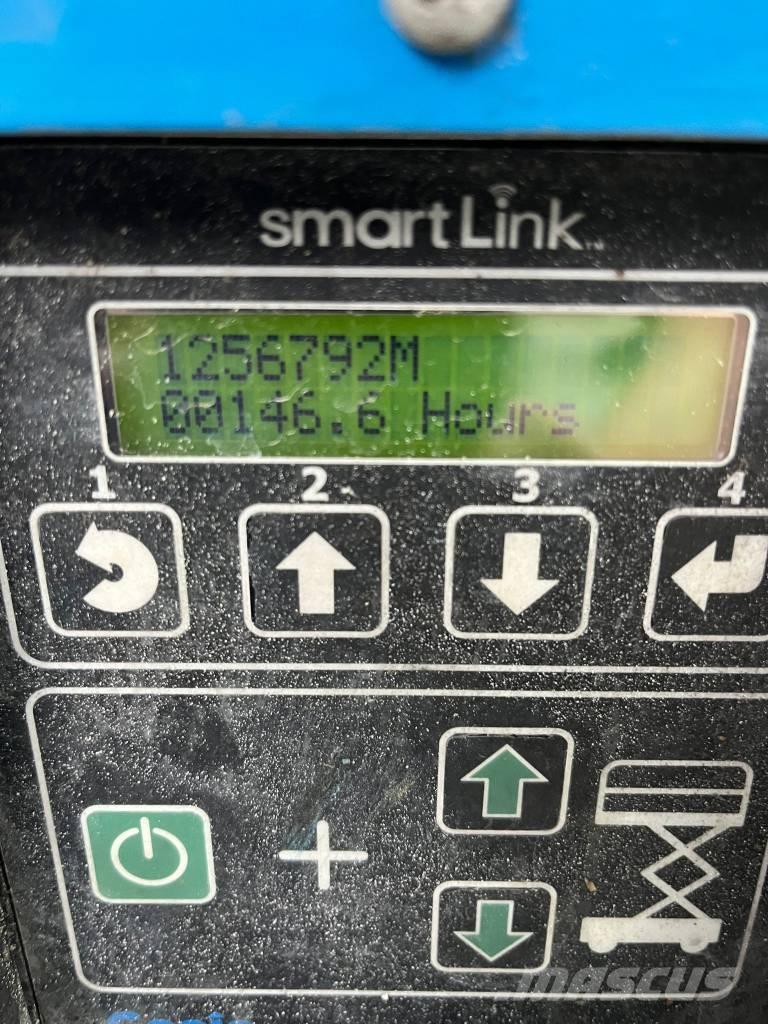 Genie 2646 Šķerveida pacēlāji