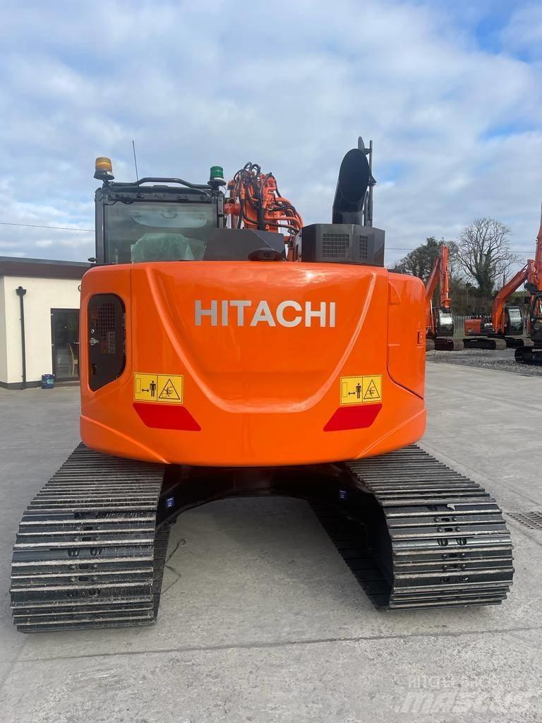 Hitachi ZX 135 US-6 Kāpurķēžu ekskavatori