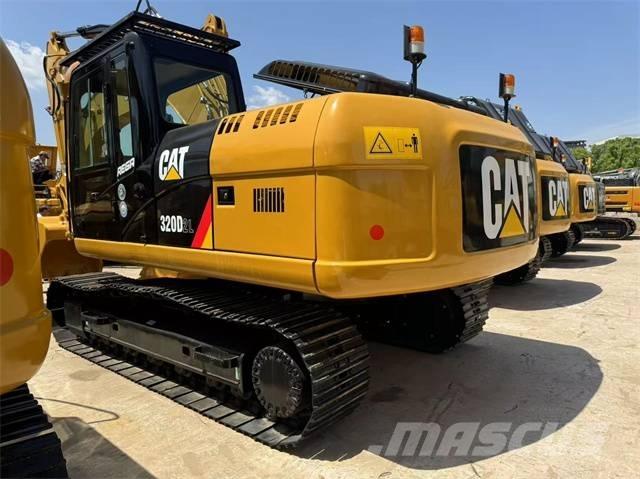 CAT 320 D Kāpurķēžu ekskavatori