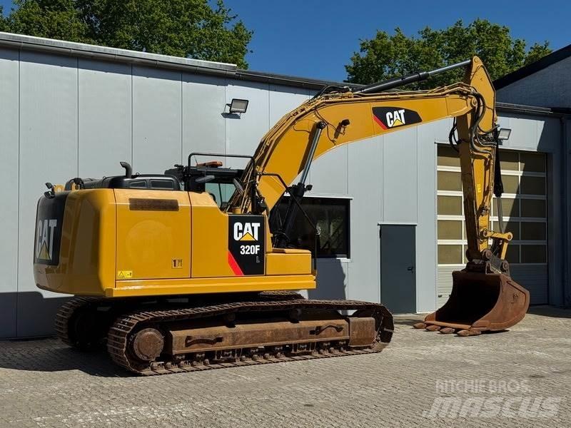 CAT 320 FL Kāpurķēžu ekskavatori