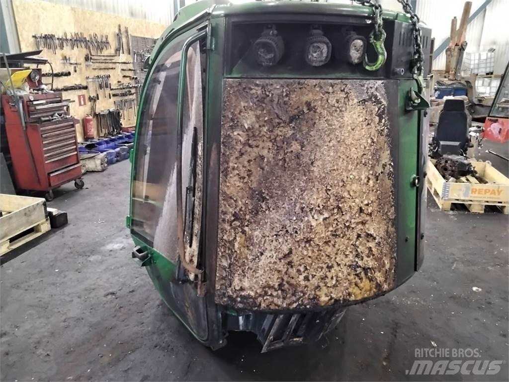 John Deere 1470G Kabīnes un interjers