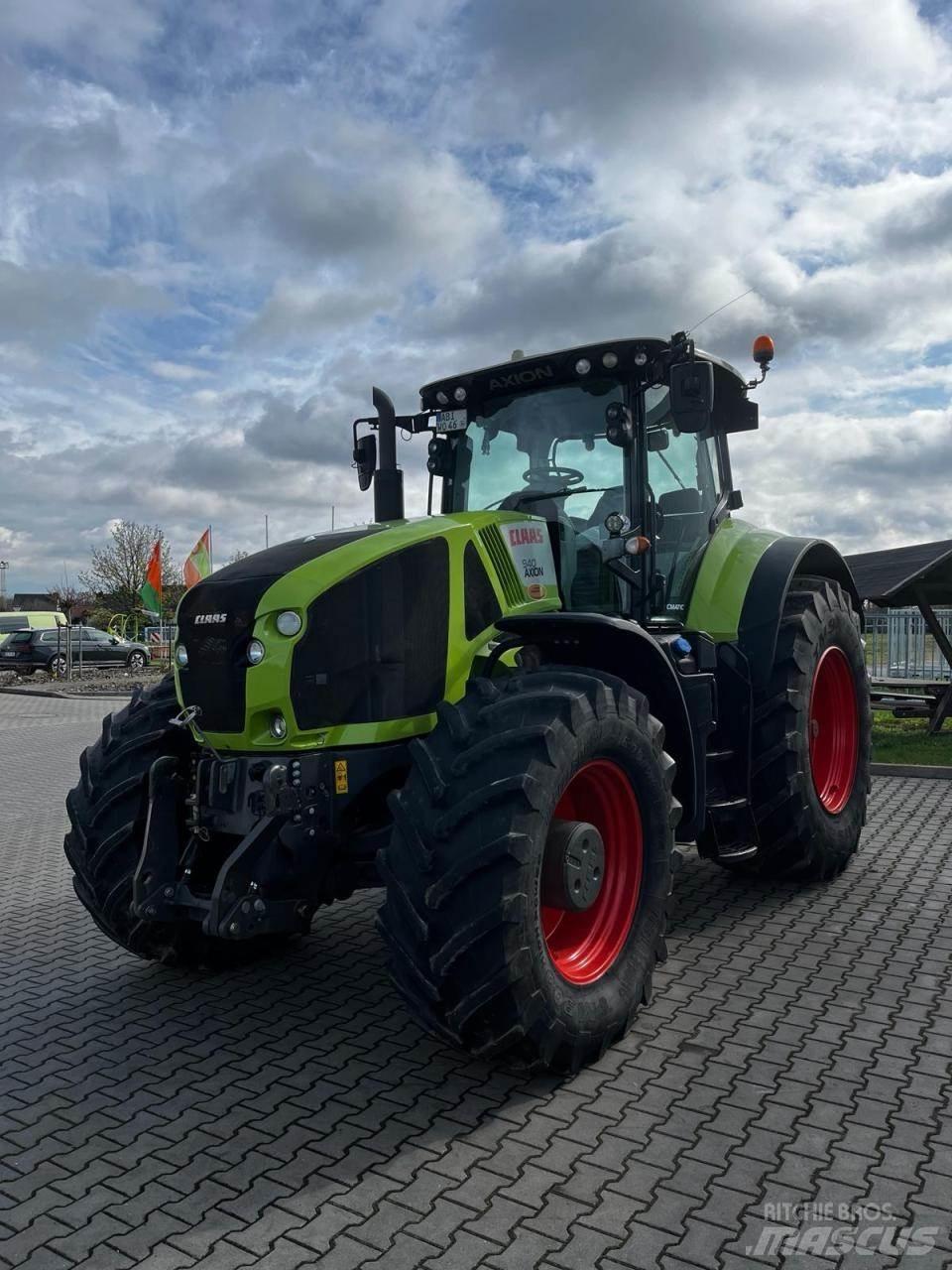CLAAS Axion 940 Traktori